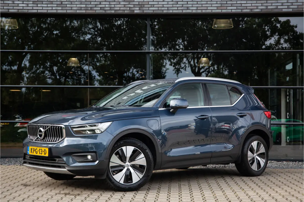 1.5 T5 Business Pro , Trekhaak, Carplay, Keyless entry,