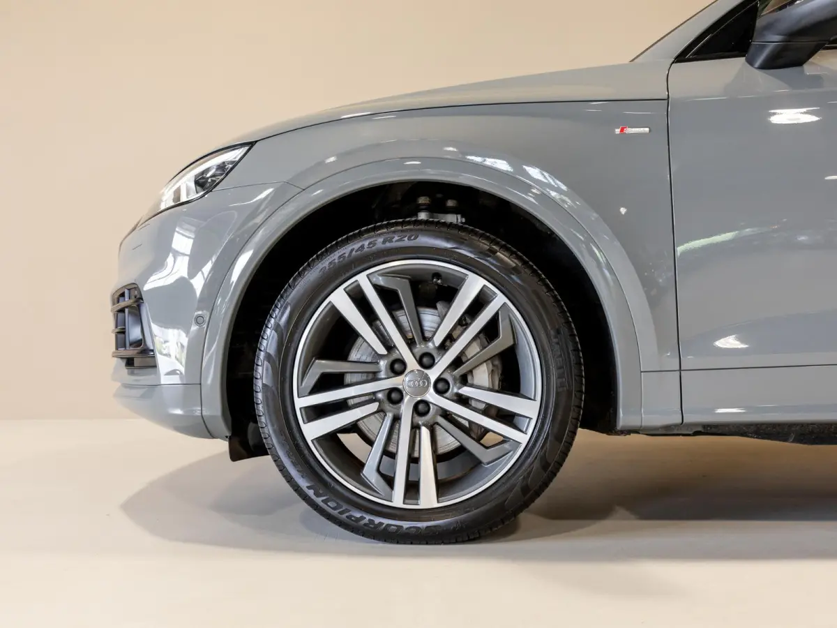 50 TFSI e quattro S-Line edition SOH 92% / 300pk / Panorama dak / Trekhaak / Rondomzicht camera /