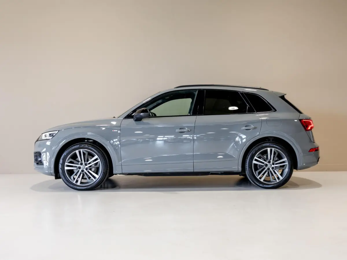 50 TFSI e quattro S-Line edition SOH 92% / 300pk / Panorama dak / Trekhaak / Rondomzicht camera /