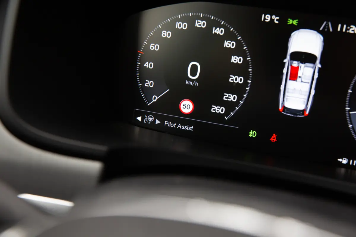 2.0 T5 Momentum , Trekhaak, Adap. cruise, Carplay,