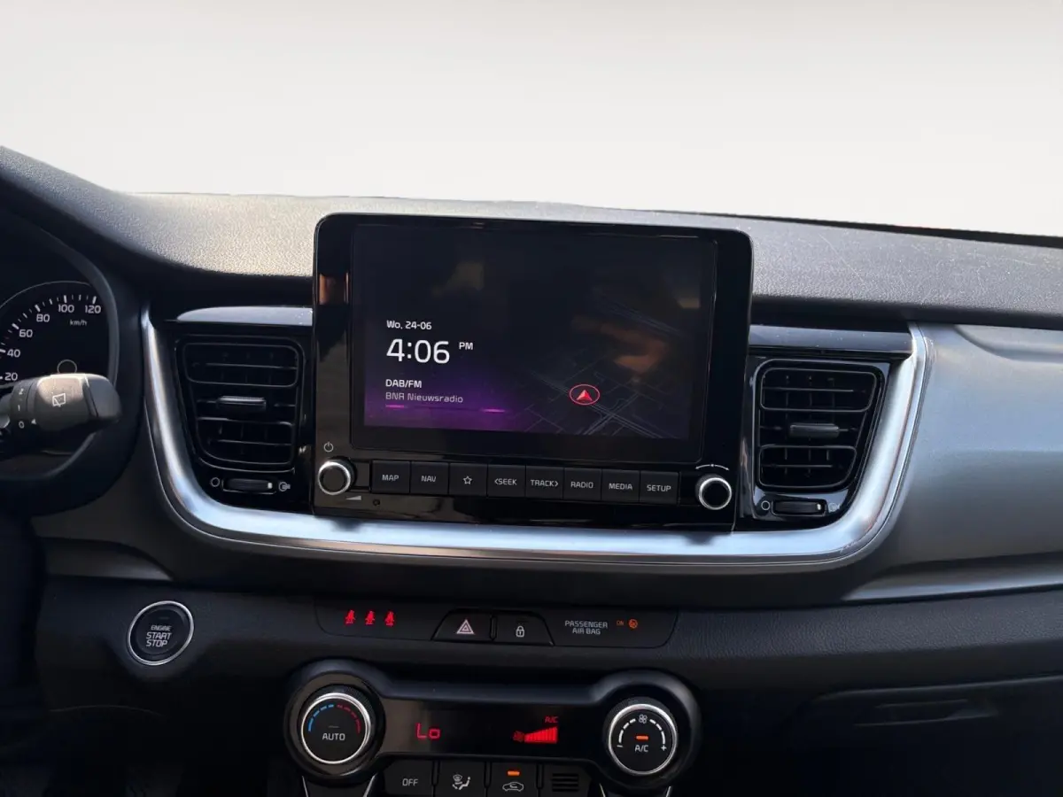 1.0 T-GDi MHEV DynamicPlusLine | Cruise Control | Climate Control | Camera | Navigatie | LM Velgen |