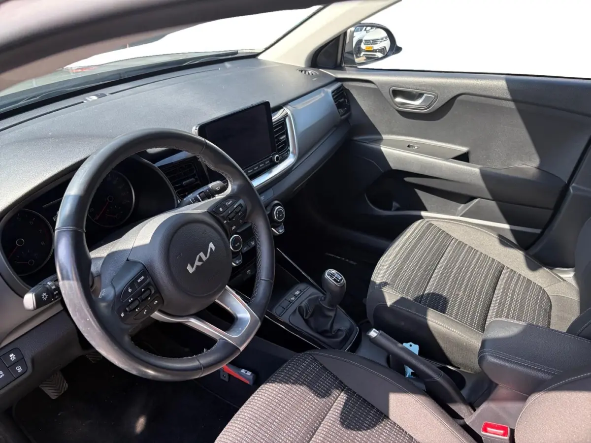 1.0 T-GDi MHEV DynamicPlusLine | Cruise Control | Climate Control | Camera | Navigatie | LM Velgen |