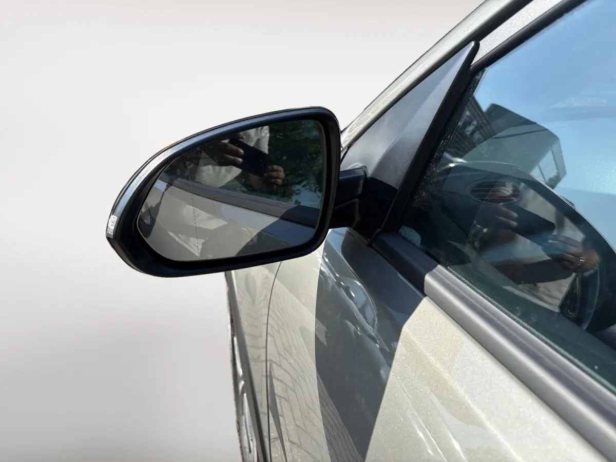 1.0 T-GDi MHEV DynamicPlusLine | Cruise Control | Climate Control | Camera | Navigatie | LM Velgen |
