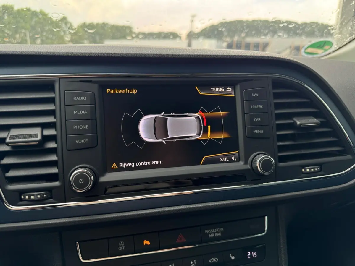 1.2 TSI Connect Automaat | LED | CarPlay | Navigatie | Cruise | Climate | Half Leder