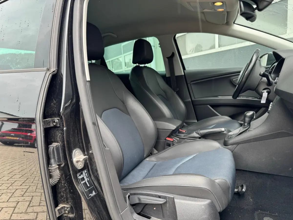 1.2 TSI Connect Automaat | LED | CarPlay | Navigatie | Cruise | Climate | Half Leder