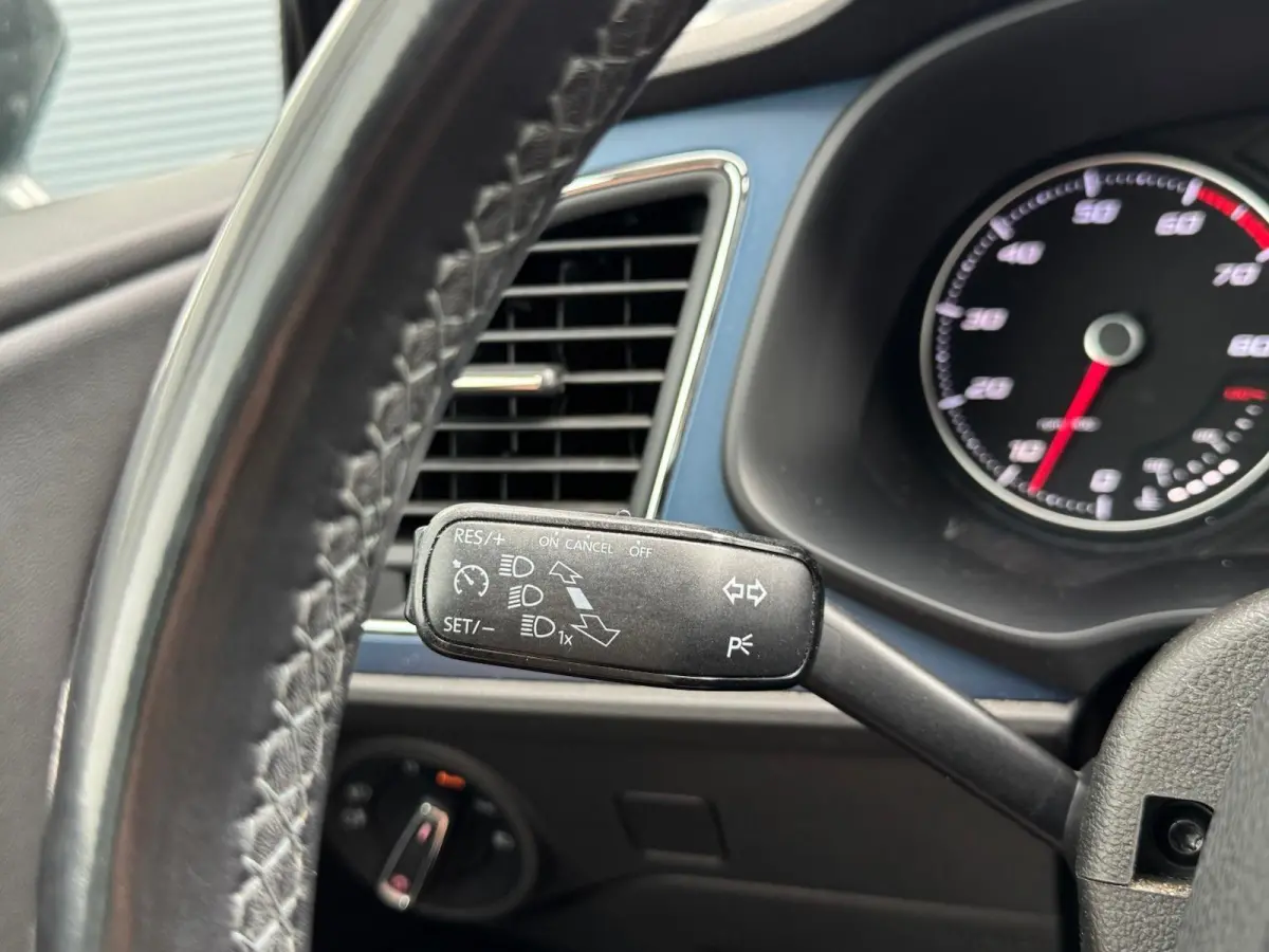 1.2 TSI Connect Automaat | LED | CarPlay | Navigatie | Cruise | Climate | Half Leder
