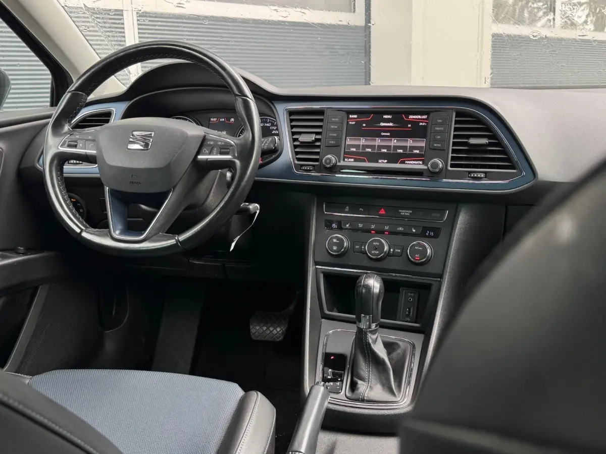 1.2 TSI Connect Automaat | LED | CarPlay | Navigatie | Cruise | Climate | Half Leder