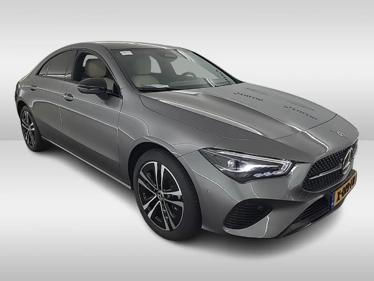 250 e Luxury Line 1e-Eig. & Keurig-Onderh. BOVAG-Garantie. NL-Auto.
