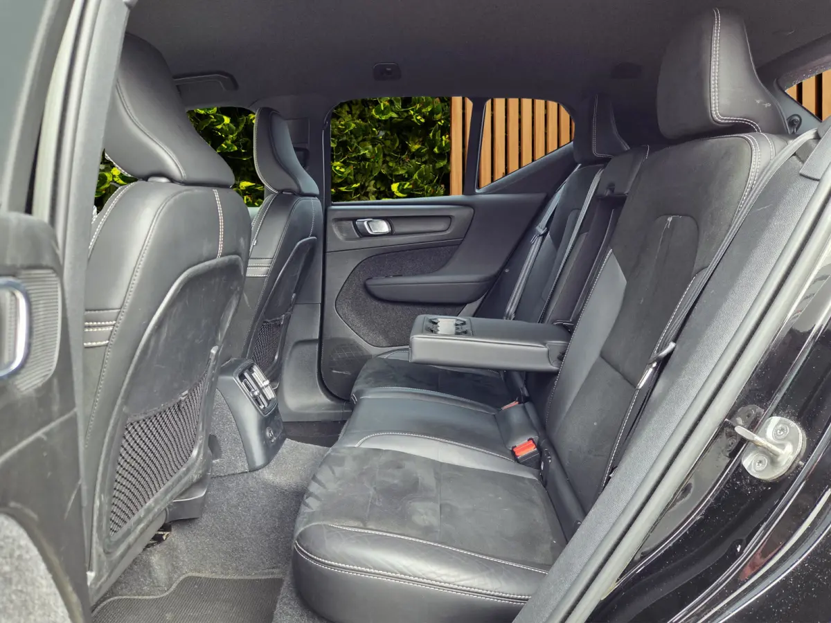 1.5 T4 R-Design | Camera | BLIS | Adaptive Cruise | Stuur/stoelverwarming