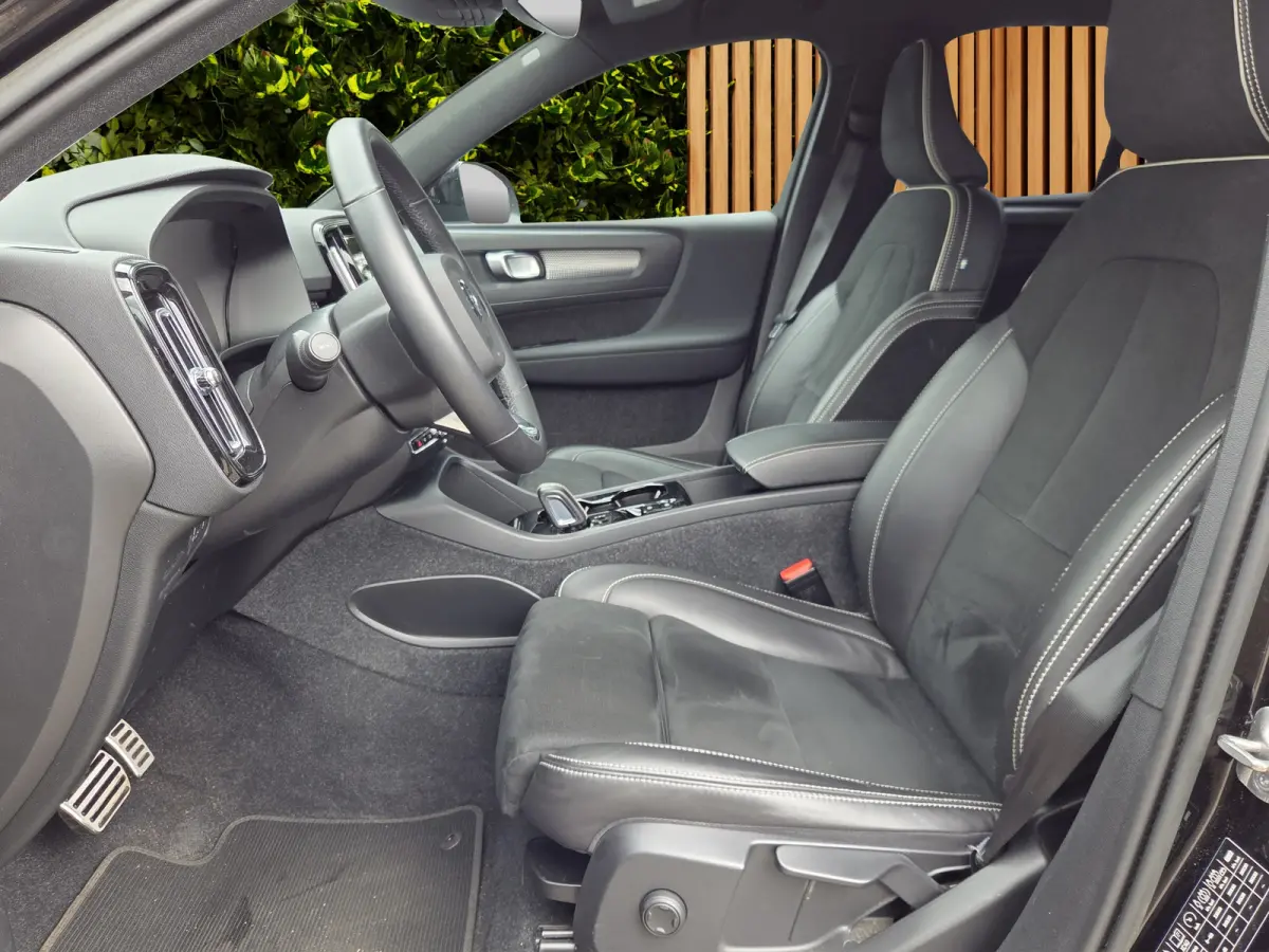 1.5 T4 R-Design | Camera | BLIS | Adaptive Cruise | Stuur/stoelverwarming