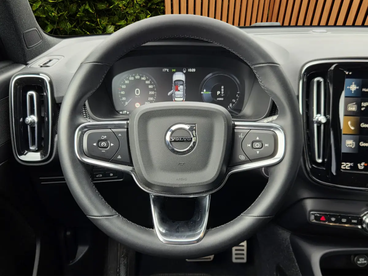 1.5 T4 R-Design | Camera | BLIS | Adaptive Cruise | Stuur/stoelverwarming