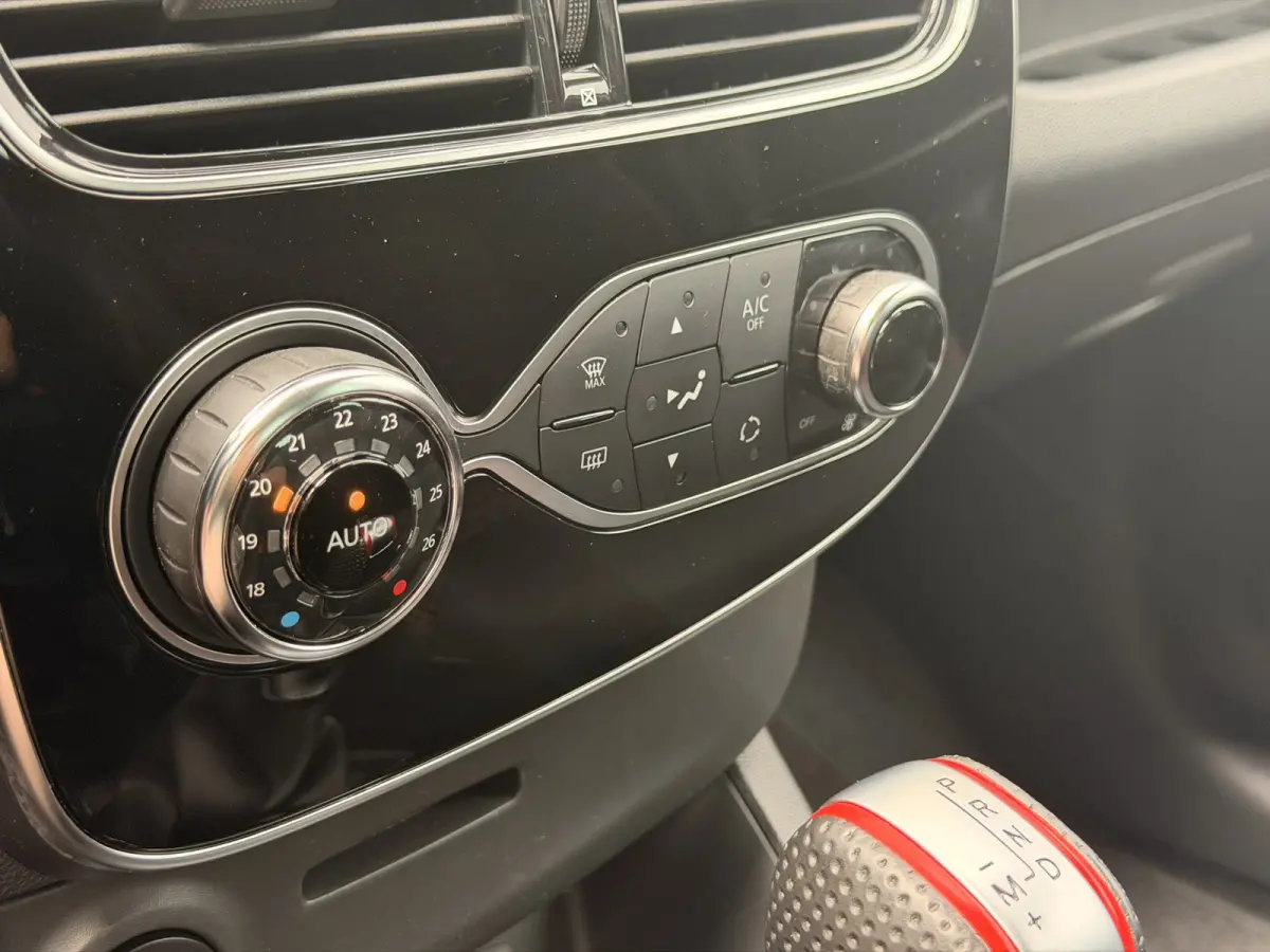 1.6 R.S. Trophy 220PK 18'' LED Navi Cruise Clima