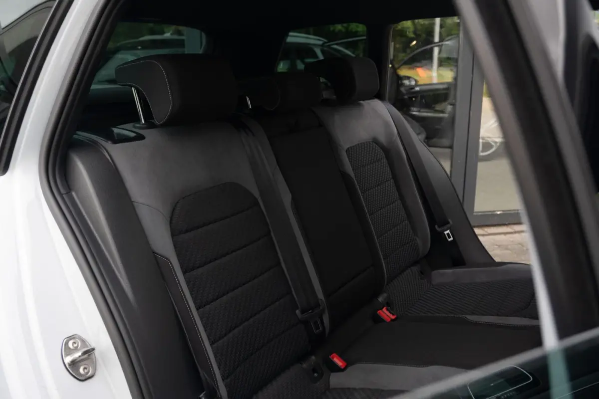 1.5 TSI 150PK Highline R-Line| 1. Eig | Org NL NAP | Nieuwstaat | CarPlay | Virtual | Full LED | DAB| Dealer Onderhouden