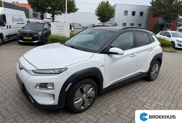 EV Comfort 64 kWh | Head-Up | Apple Carplay/Android Auto | Leder | Adaptive Cruise Control | Achteruitrijcamera standaard | Apple Carplay/Android Auto|telefoonintegratie premium | DAB ontvan