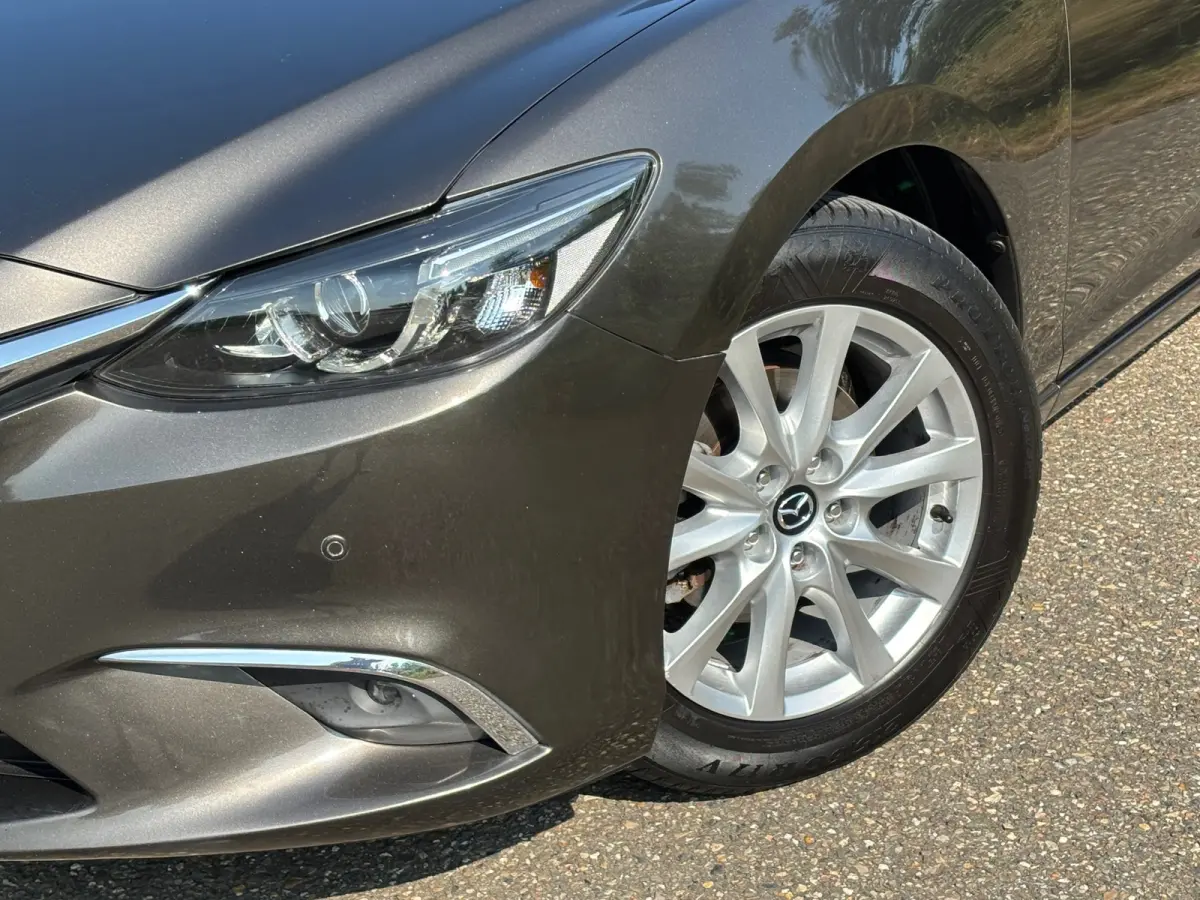 2.0 SkyActiv-G 165 TS+/Navi/Cruise/Pdc/Boekjes