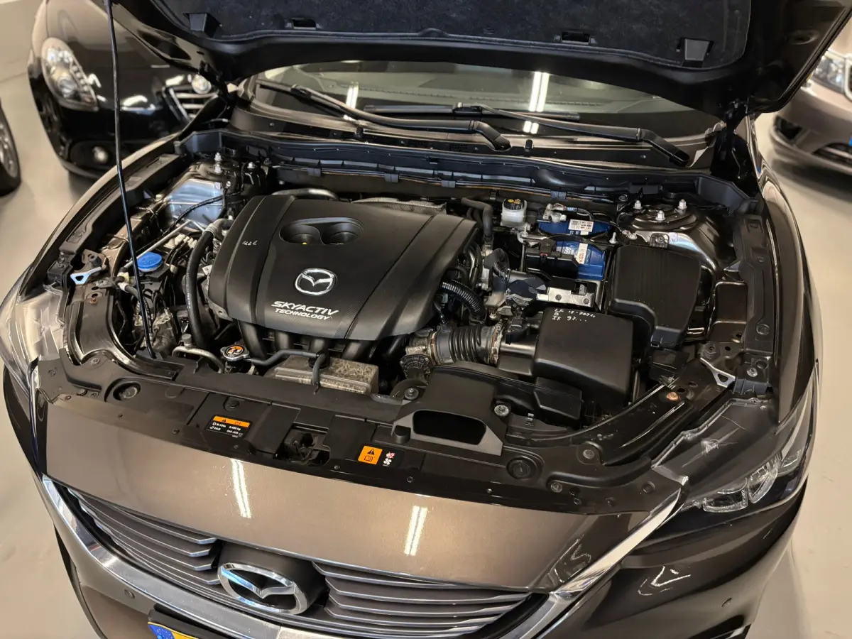 2.0 SkyActiv-G 165 TS+/Navi/Cruise/Pdc/Boekjes
