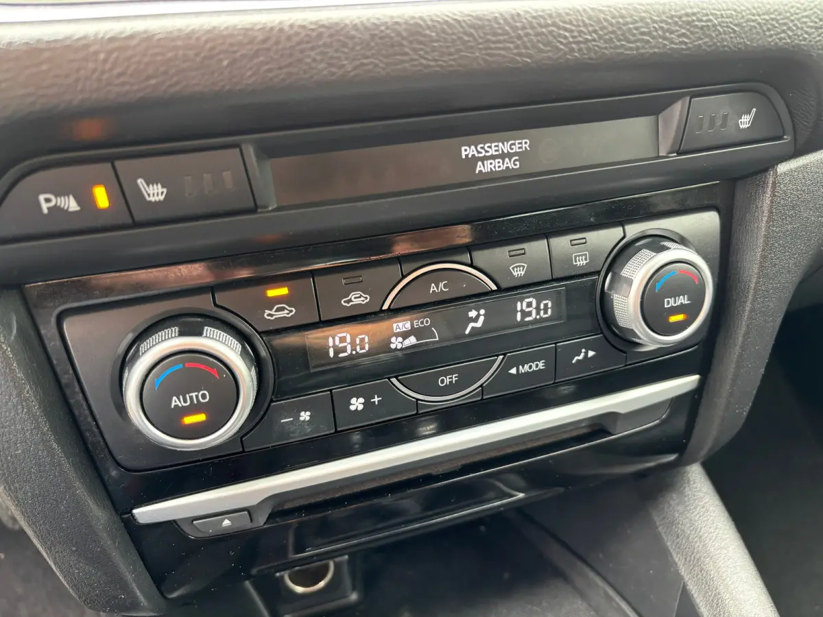 2.0 SkyActiv-G 165 TS+/Navi/Cruise/Pdc/Boekjes
