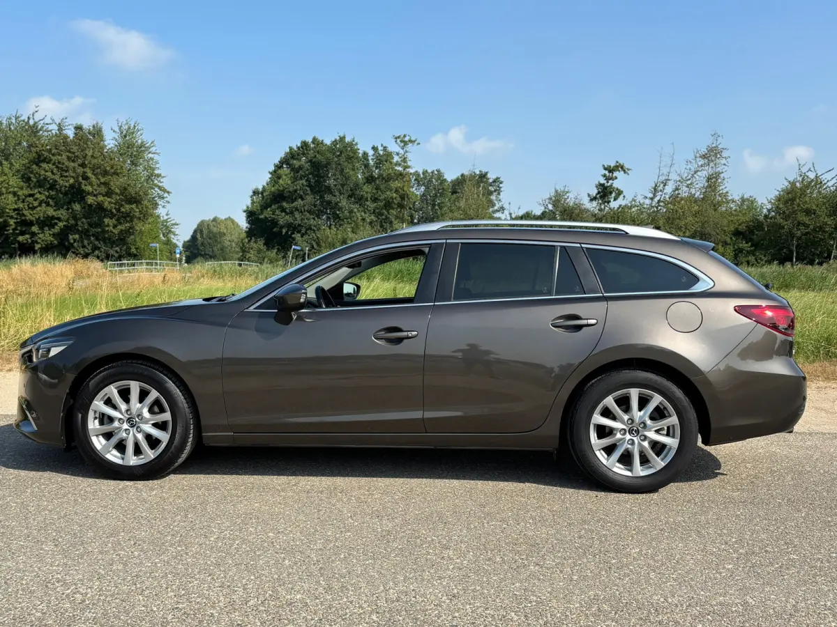 2.0 SkyActiv-G 165 TS+/Navi/Cruise/Pdc/Boekjes