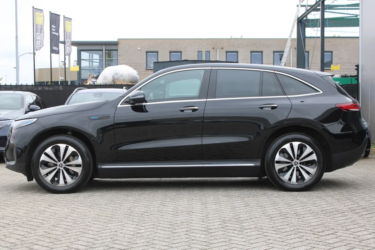 400 4MATIC 80 kWh (SOH 97,21%) LEDER KEY-LESS GO CARPLAY