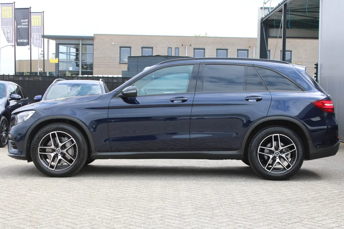 250 4MATIC AMG LINE NIGHT PAKKET COMAND CARPLAY <<NL AUTO>>
