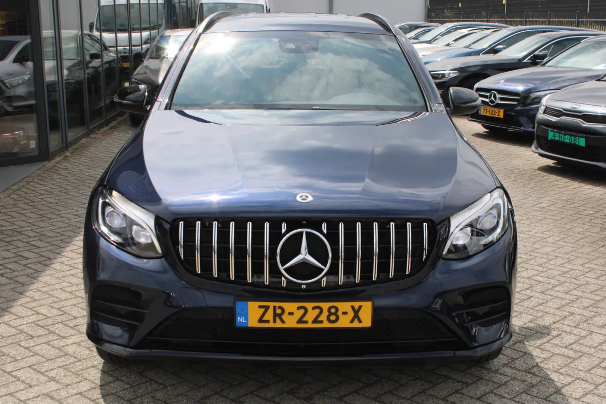 250 4MATIC AMG LINE NIGHT PAKKET COMAND CARPLAY <<NL AUTO>>