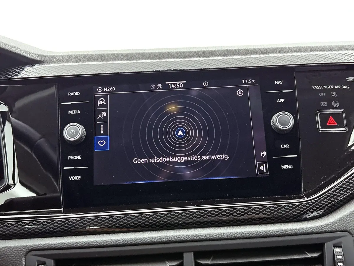 1.0 TSI Life Business | 95 PK | Apple Carplay/Android Auto | Parkeer sensoren voor en achter | Climatronic (automatische airco) | Adaptieve Cruise Control | Stoelverwarming |