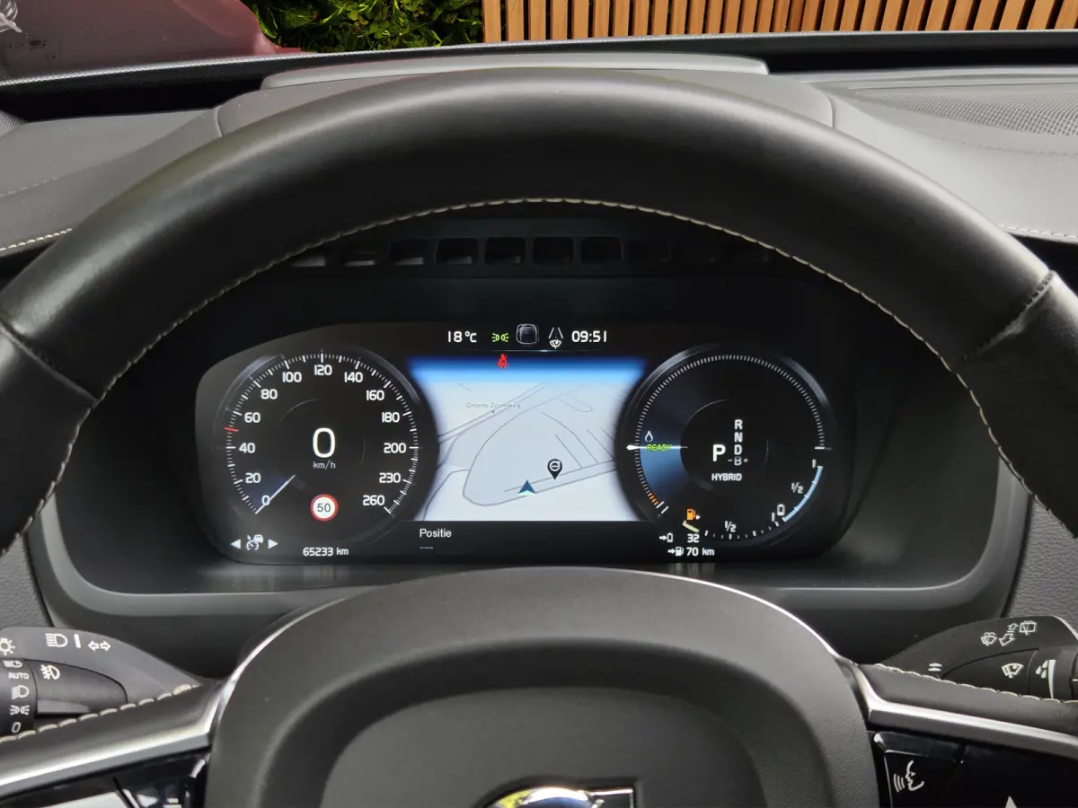 2.0 T8 Twin Engine AWD Inscription Intro Edition | Uniek! | 1e Eigenaar | Dealer onderhouden | Luchtvering | HUD | Pano | 360 | Memory