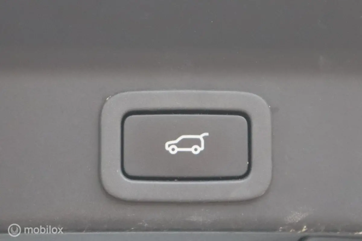 2.0 R-Sport AWD 20d