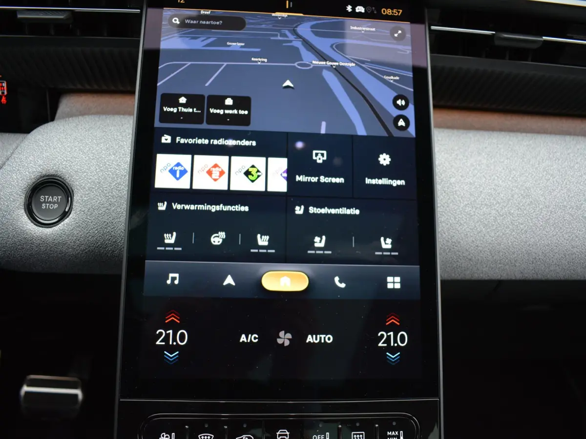 1.2 Hybrid 145 Max | Interieur-pakket | Trekhaak | Elektrisch Glazen Panoramadak |