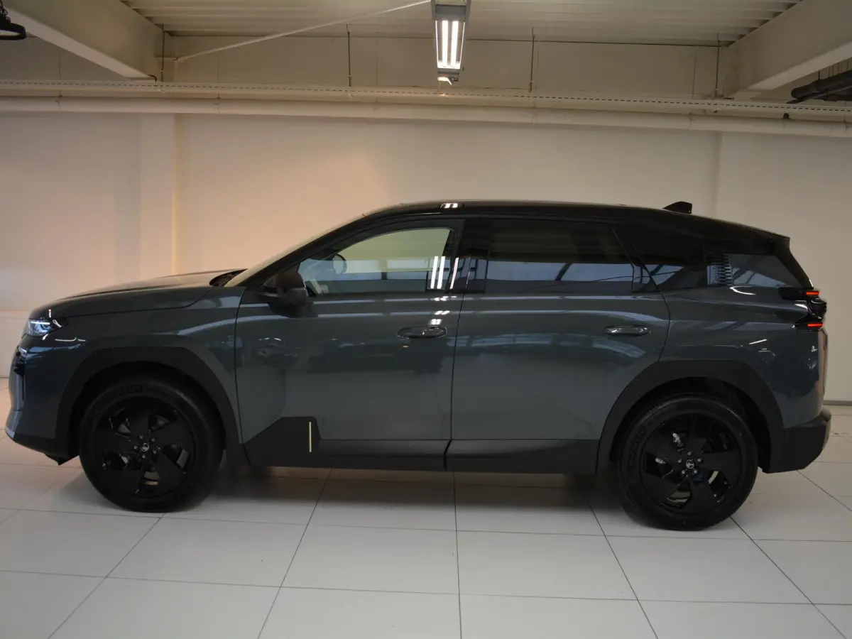 1.2 Hybrid 145 Max | Interieur-pakket | Trekhaak | Elektrisch Glazen Panoramadak |