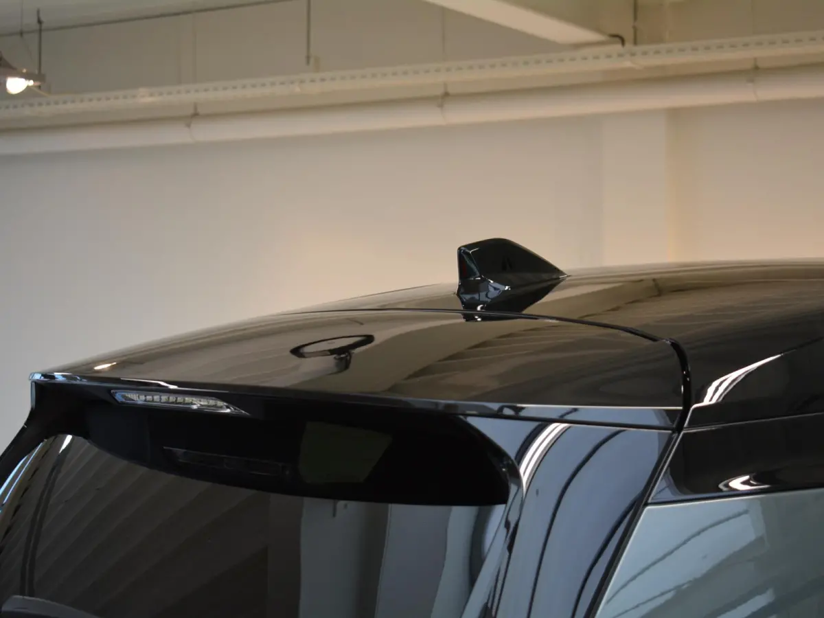 1.2 Hybrid 145 Max | Interieur-pakket | Trekhaak | Elektrisch Glazen Panoramadak |
