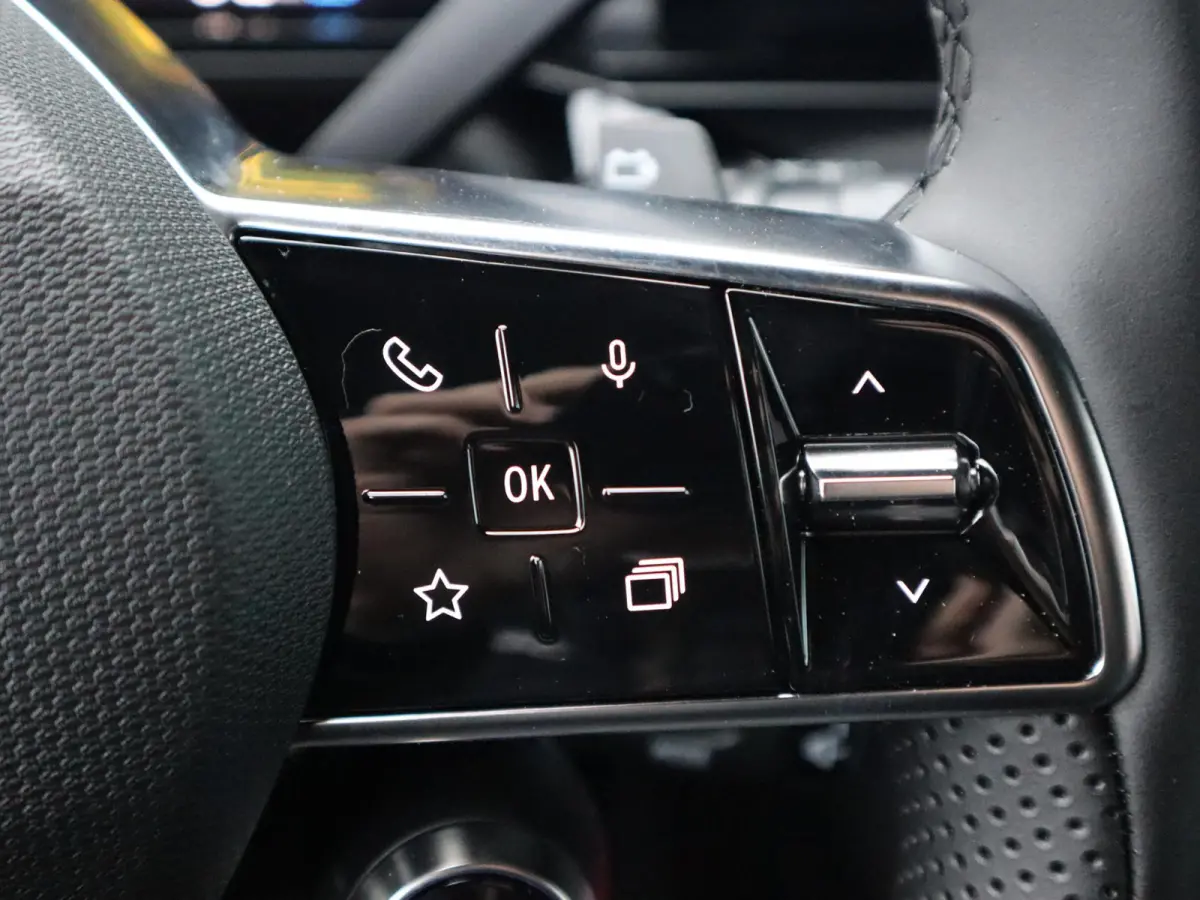 ADVANCE 52 kWh | Google Navi | Parkeercamera | Adapt. Cruise |