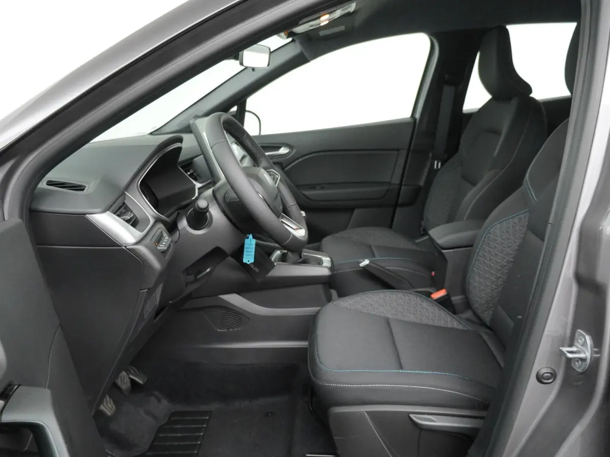 evolution TCe 115 | Pack navigation & comfort |