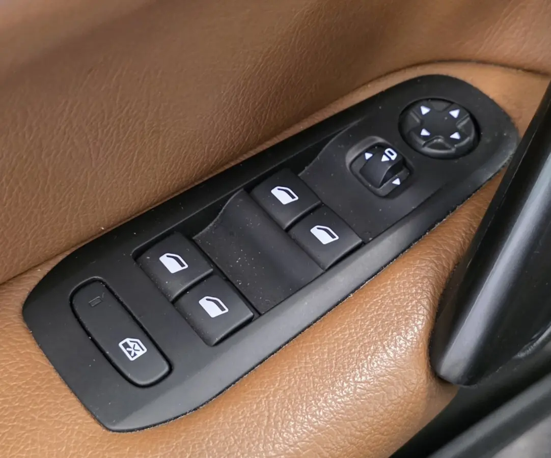 1.2 PureTech Blue Lease Premium Leer Camera Navi Pano Vol