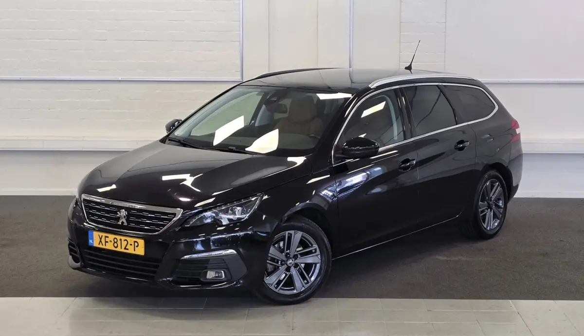 1.2 PureTech Blue Lease Premium Leer Camera Navi Pano Vol
