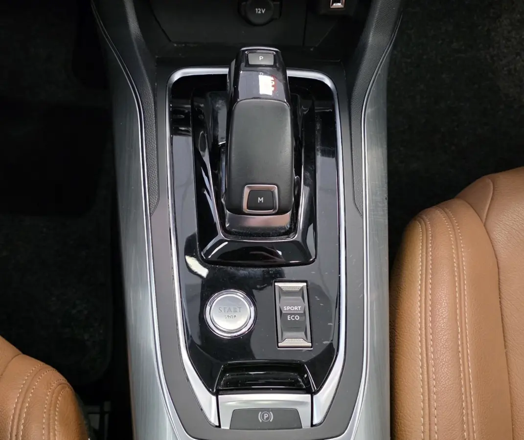 1.2 PureTech Blue Lease Premium Leer Camera Navi Pano Vol