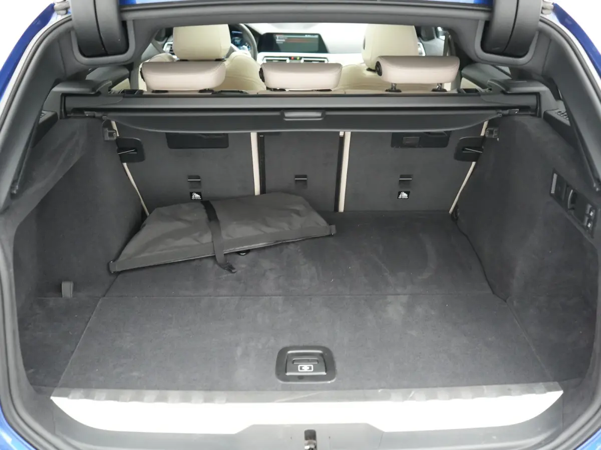 330e xDrive M Sport PHEV 293pk Dealer O.H | Panodak | Head Up | Camera | Laser LED | Lederen Sportstoelen Memory & Verwarmd | Keyless | Cruise Control | BLIS | Apple Carplay | Virtual | Navi