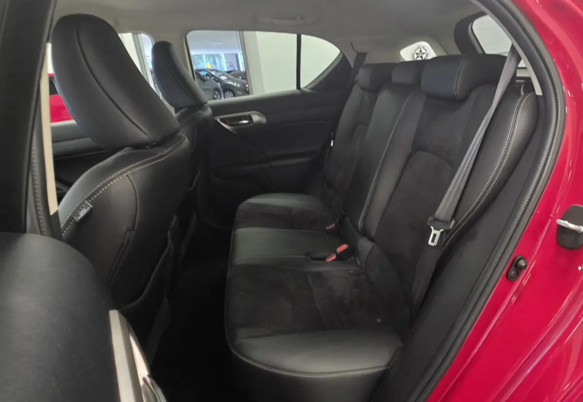 200h Sport Edition 2e Eigenaar Alcantare/leer Navi Camera