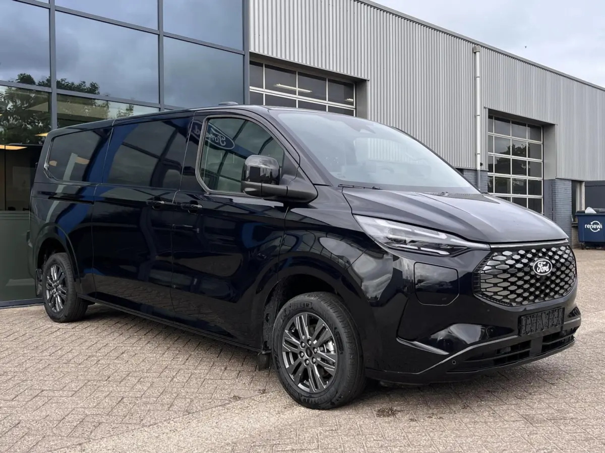 340 L2H1 Limited 71 kWh 218PK 2x Schuifdeur Trekhaak 2300KG Trekgewicht B&O Audio Adaptieve Cruise 360 Camera Stuurverwarming Navi Stoelverwarming Carplay Blind-Spot *Nieuw*