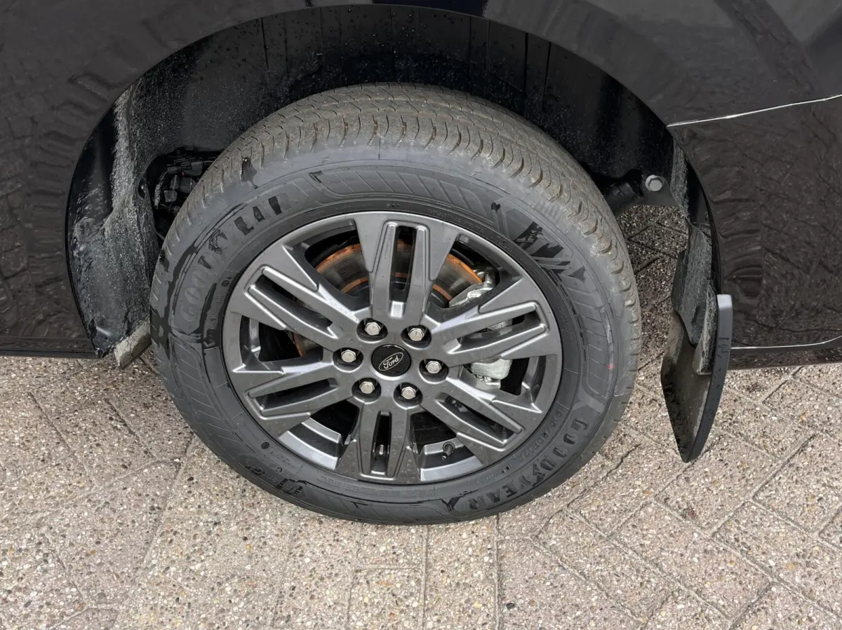 340 L2H1 Limited 71 kWh 218PK 2x Schuifdeur Trekhaak 2300KG Trekgewicht B&O Audio Adaptieve Cruise 360 Camera Stuurverwarming Navi Stoelverwarming Carplay Blind-Spot *Nieuw*