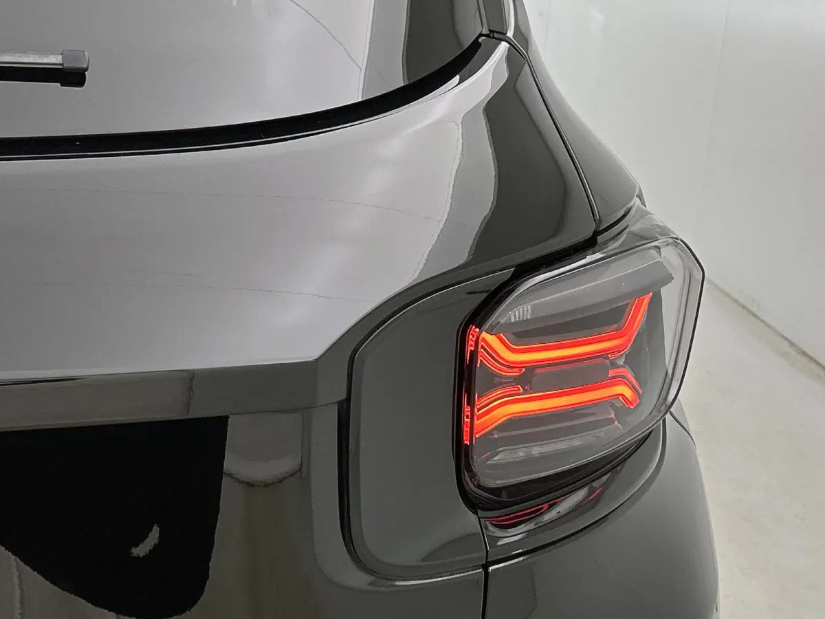 1st Edition 54 kWh | Automaat | LMV | Navigatie | Climate Control | Camera | Adaptive Cruise Control | Elektrische Achterklep | Stoel verwarming  | Apple carplay