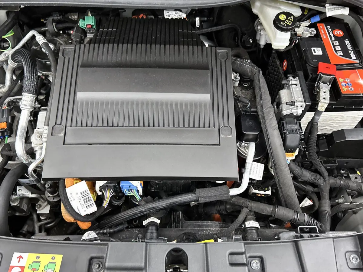 1st Edition 54 kWh | Automaat | LMV | Navigatie | Climate Control | Camera | Adaptive Cruise Control | Elektrische Achterklep | Stoel verwarming  | Apple carplay