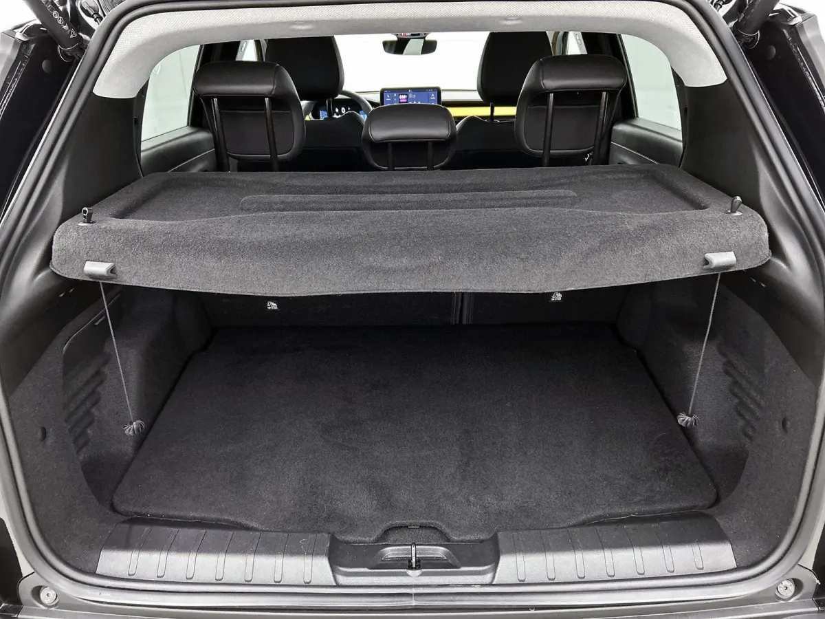 1st Edition 54 kWh | Automaat | LMV | Navigatie | Climate Control | Camera | Adaptive Cruise Control | Elektrische Achterklep | Stoel verwarming  | Apple carplay