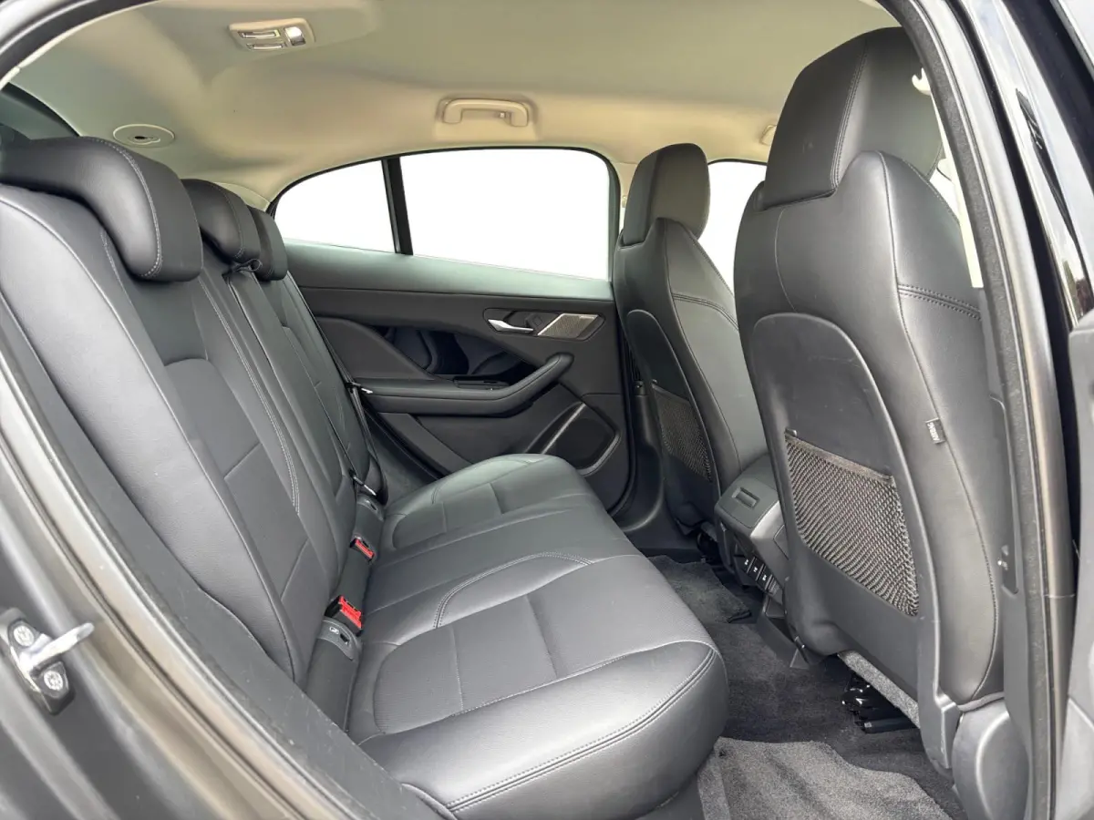 EV400 S 90 kWh ✅ Leder ✅ Stoelverwarming ✅ Trekhaak