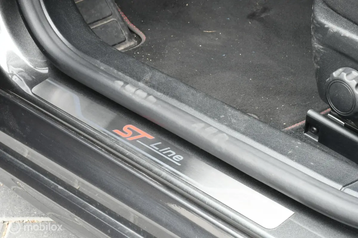 1.0 EcoBoost Hybrid ST Line