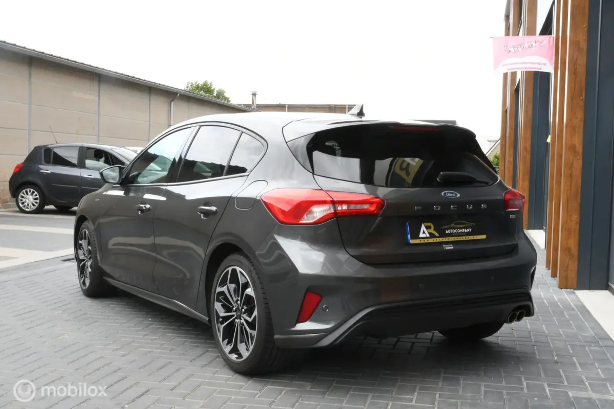 1.0 EcoBoost Hybrid Active X Business