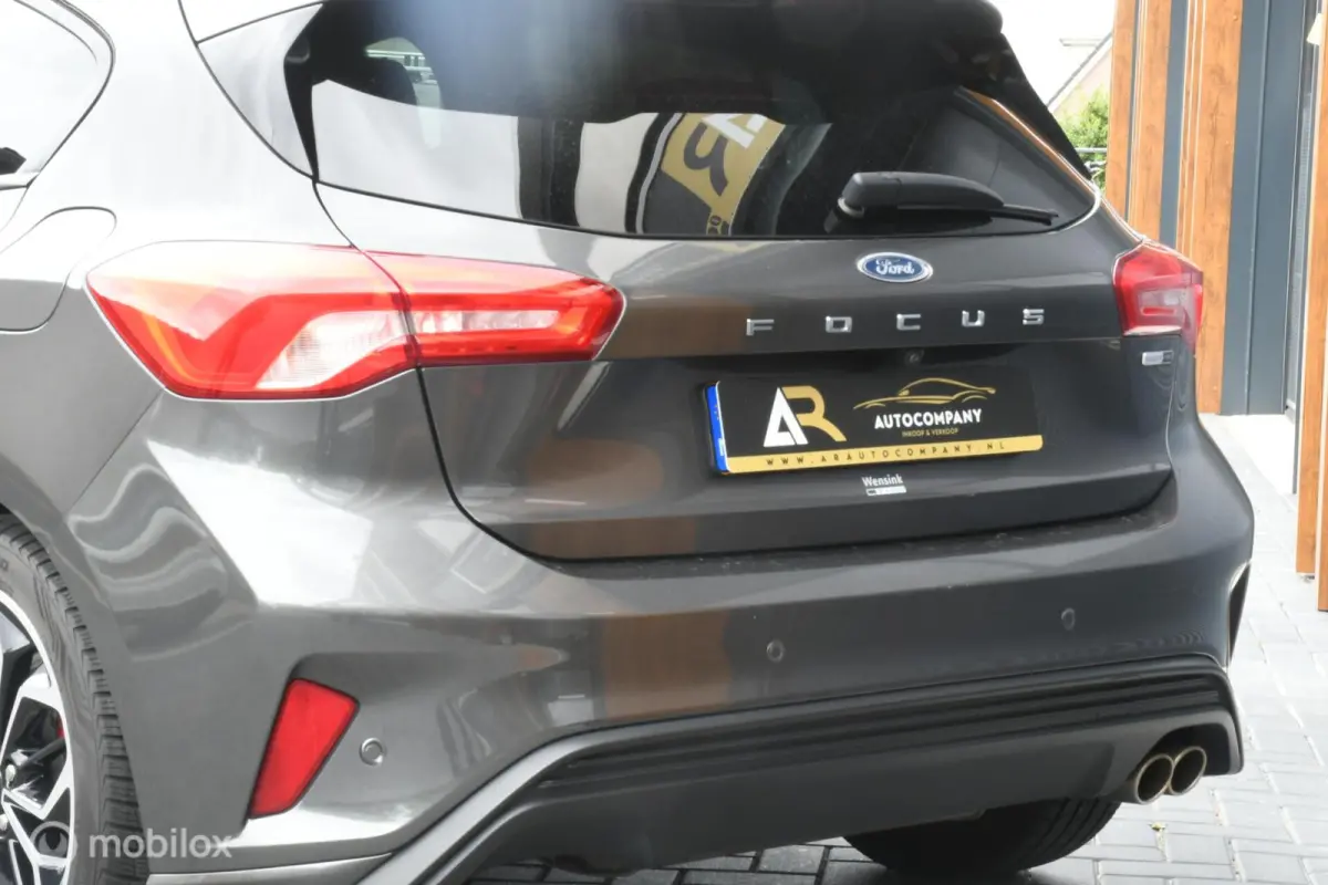 1.0 EcoBoost Hybrid ST Line