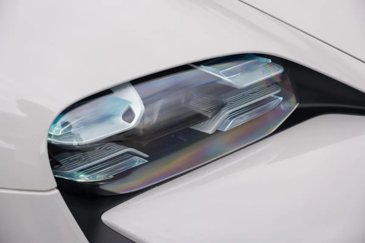 4S Performance Plus 84 kWh|Krijt|Keramisch|€ 181.000 Np|1Eig|Org NL NAP|SportDesign|Achterasbesturing|Olea|SportChrono|Carbon|Warmtepomp|BOSE|Dealer Onderhouden