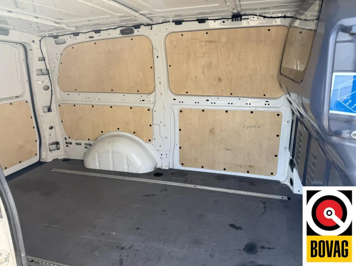 Bestel 116 CDI L1 Pro AIRCO