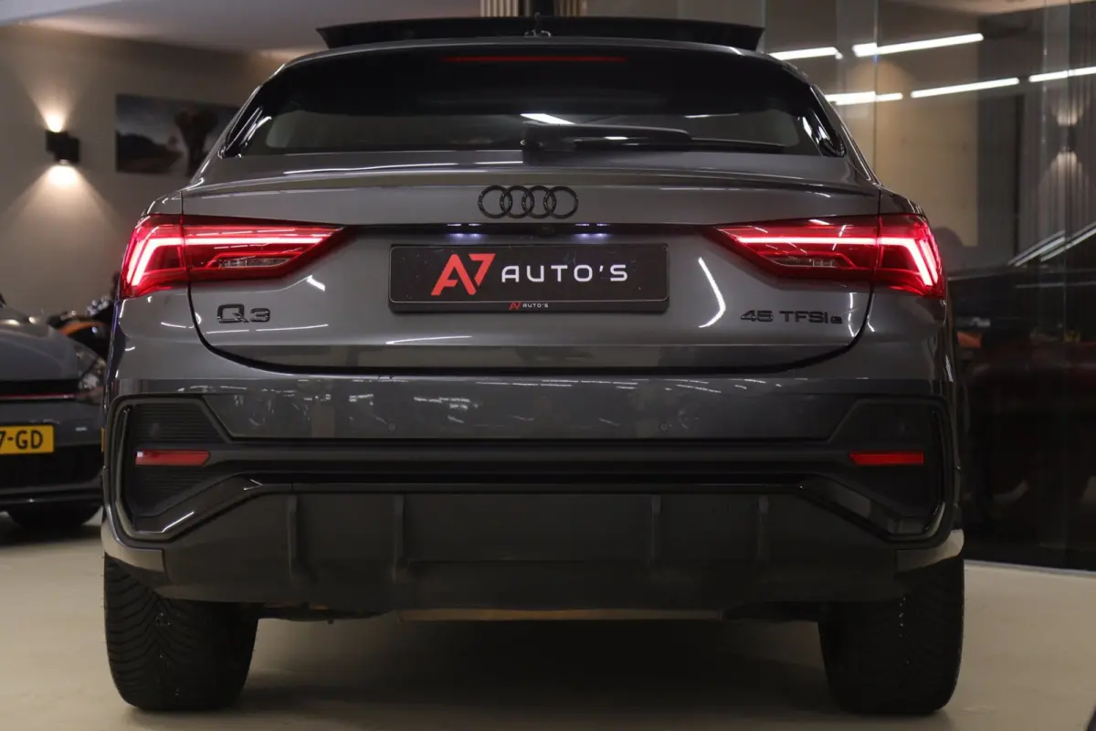 45 TFSI e 3X S-Line /PANO/CARPLAY/KEYLES/STOELV/BOMVOL